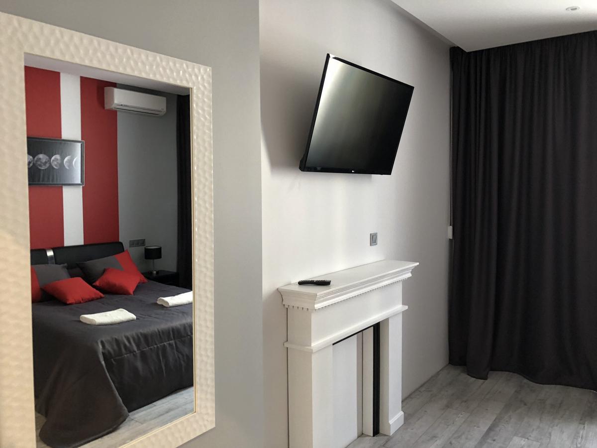 Bon Apetit Apartament Lviv Dış mekan fotoğraf