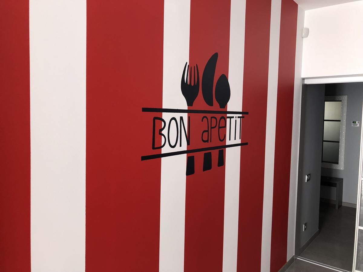 Bon Apetit Apartament Lviv Dış mekan fotoğraf