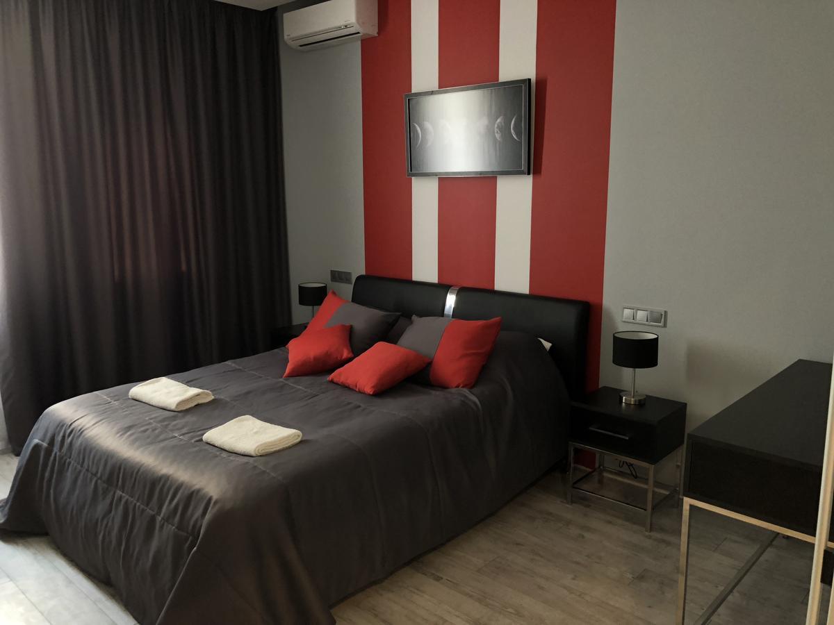 Bon Apetit Apartament Lviv Dış mekan fotoğraf