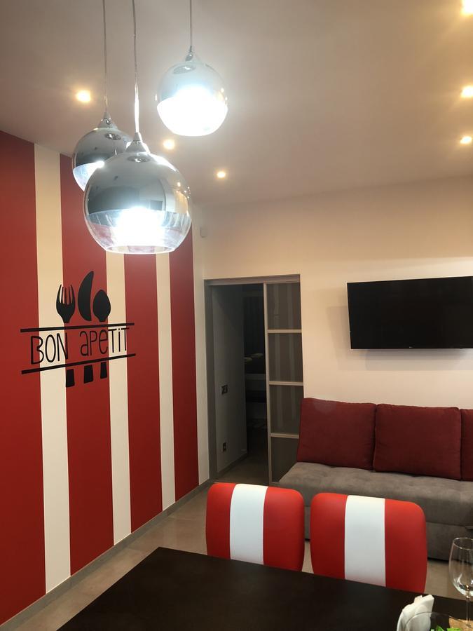 Bon Apetit Apartament Lviv Dış mekan fotoğraf